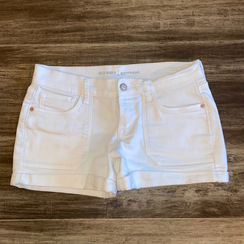 Old Navy White Boyfriend Jean Shorts